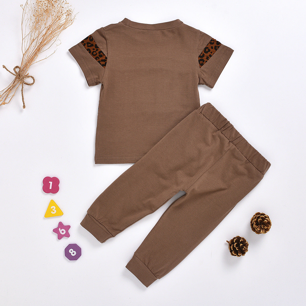 Fashion Children's Leopard Print T-Shirt And Trousers Two-Piece Suit - KuzuSHOP