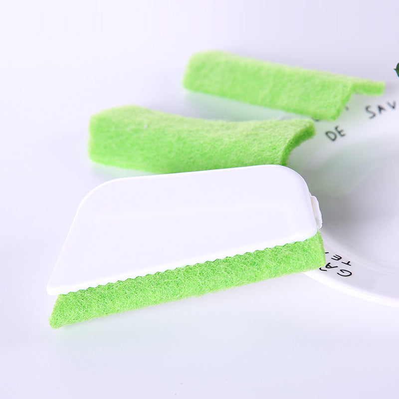 Gap Brush For Cleaning Window Grooves - KuzuSHOP