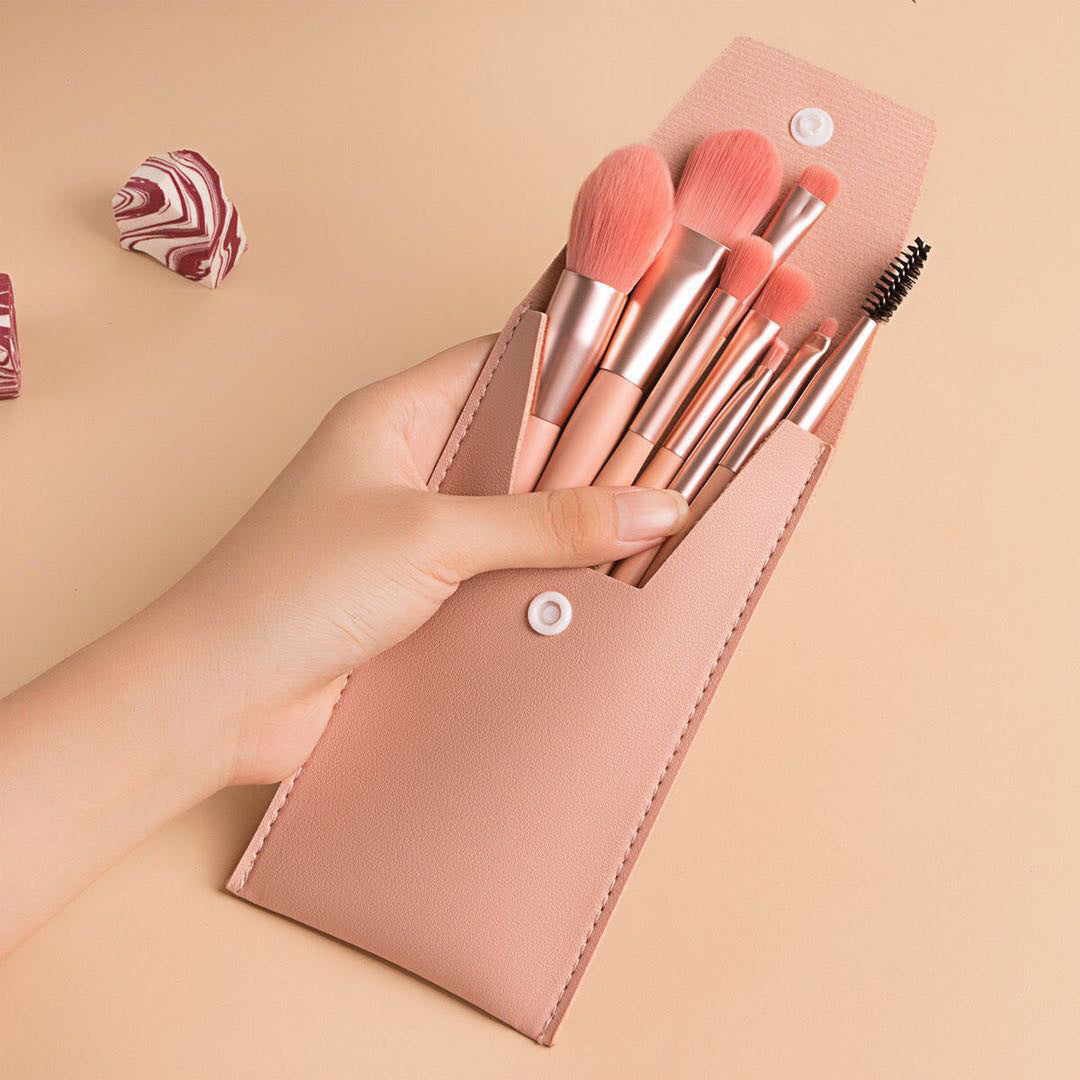 Portable Set Of 8 Mini Beauty Makeup Brushes - KuzuSHOP