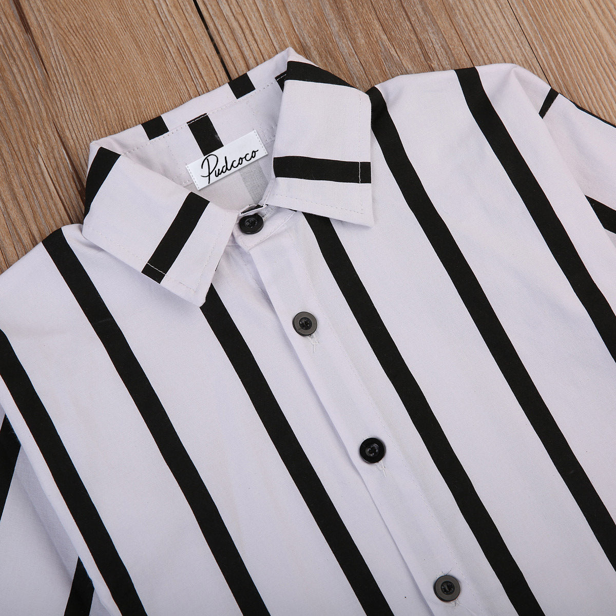 Black and white vertical stripe shirt - KuzuSHOP