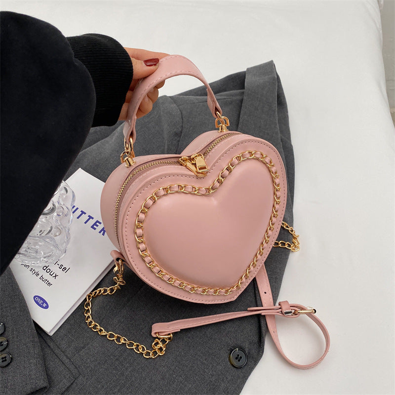Women's Fashion Large Capacity Chain Shoulder Messenger Bag - KuzuSHOP