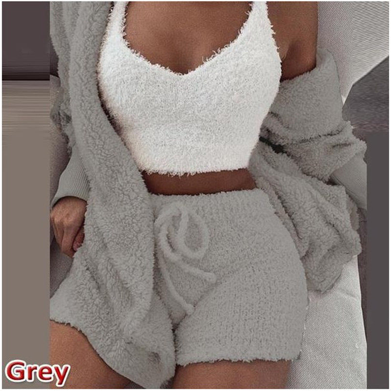 3 Pieces Of Fashionable Ladies Plush Home Clothes - KuzuSHOP