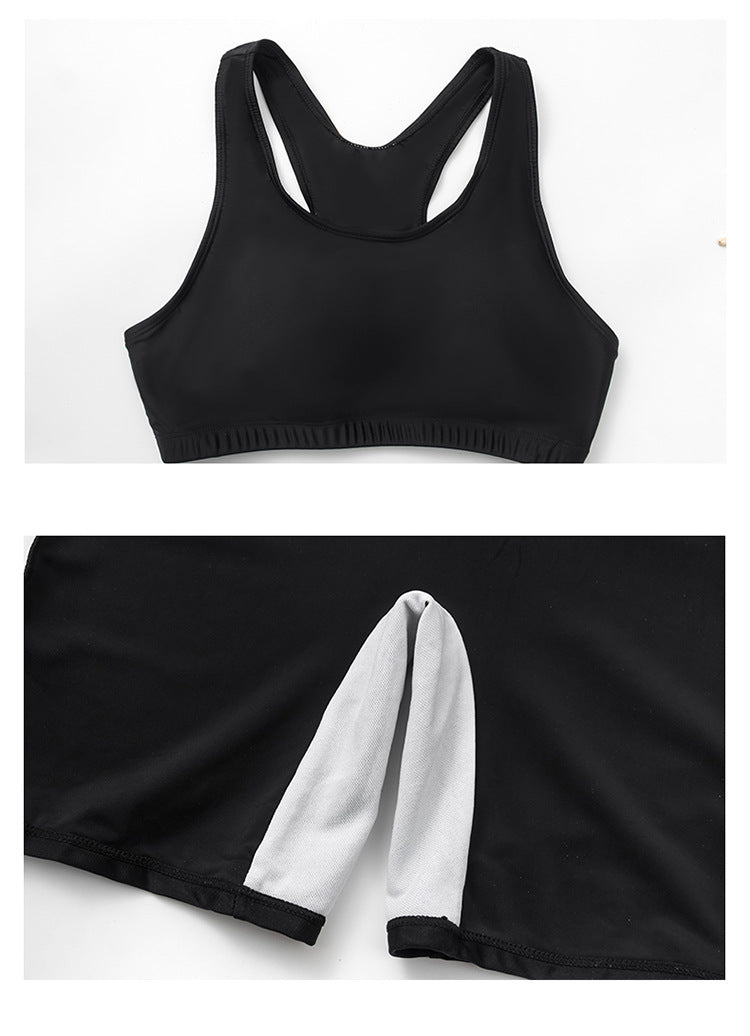 Girls Learn To Swim In Swimsuits And Exercise Conservatively - KuzuSHOP