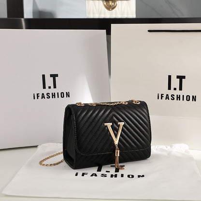 Trendy women's bag 2024 new fashion striped embroidered shoulder bag V-shaped tassel decoration messenger bag