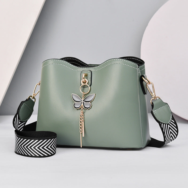 Wholesale Women's Bag Shoulder Bag 2024 New Fashion Versatile Bucket Bag Women's Wide Shoulder Strap Bow Lady's Small Bag