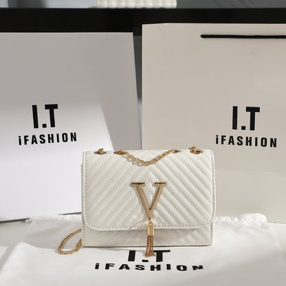 Trendy women's bag 2024 new fashion striped embroidered shoulder bag V-shaped tassel decoration messenger bag