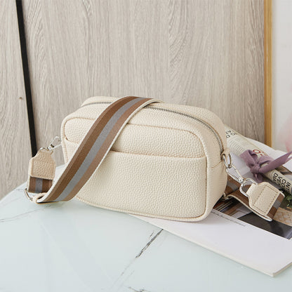 Cross-border foreign trade hot-selling women's bag 2023 spring and summer new small square bag wide shoulder strap single shoulder diagonal bag wholesale distribution